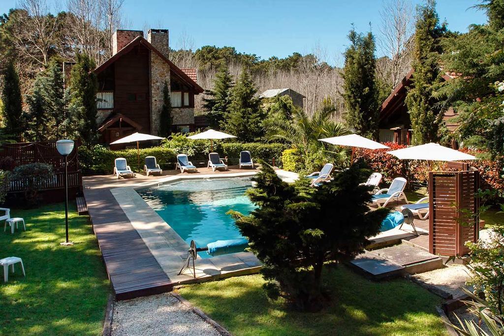 Cabanas Del Bosque Balneario Mar Azul Exterior photo