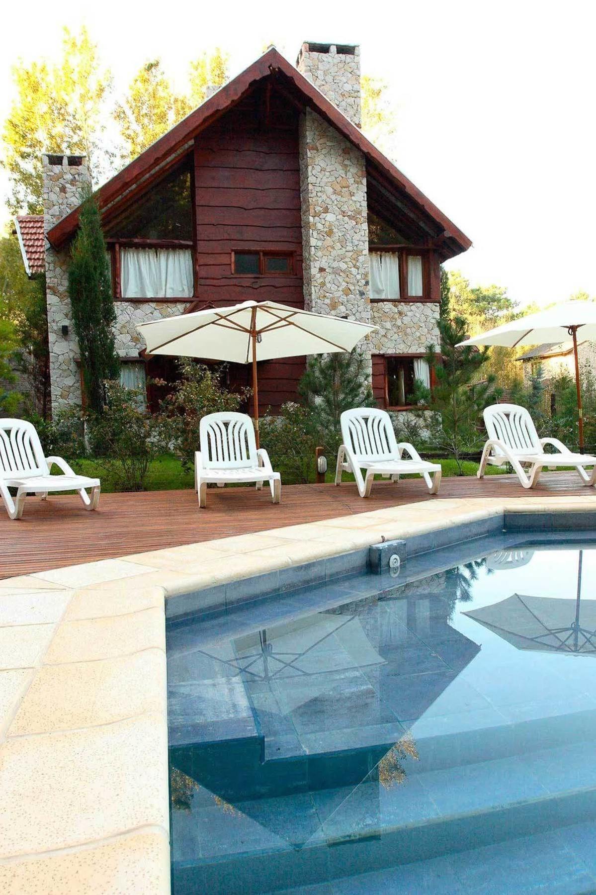 Cabanas Del Bosque Balneario Mar Azul Exterior photo